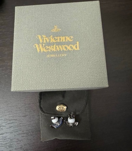 【Vivienne Westwood】SOLID ORB ピアス