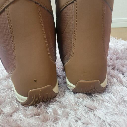 BURTONスノーボードブーツ23.5 BURTONスノボーブーツ23.5 ちゅぅぴぃ