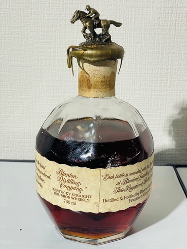 J1362 レミーマルタン 1724-1974 250周年記念ボトル 40度 700ml 箱