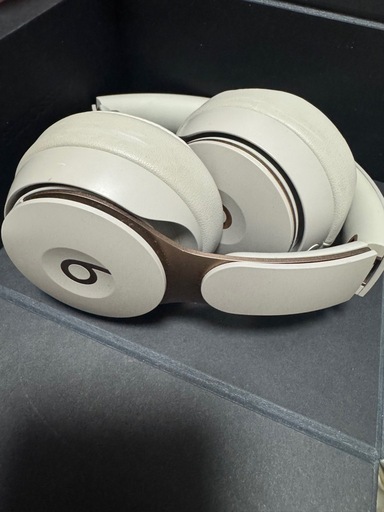 Beats Solo Pro Wireless ノイズキャンセリングヘッドフォン Beats