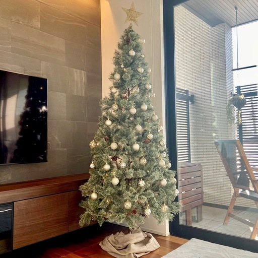 クリスマスツリー　210cm