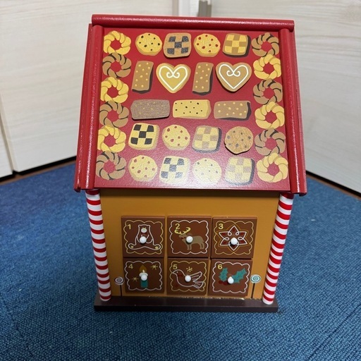 カルディ　お菓子の家　ウッドボックスカレンダー