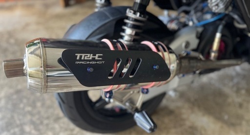 TRHC R19 シグナスX 1〜5型　大排気量用 TRHC R19 シグナスX 1〜5型 大排気量用 シグナス マフラー TRHC 小