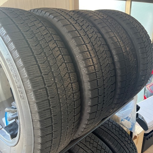 スタッドレスタイヤ 16インチ 205/65R16 トヨタ 純正 アルミホイール スタッドレスタイヤ 16インチ 205/65R16 トヨタ 純正 アルミホイール