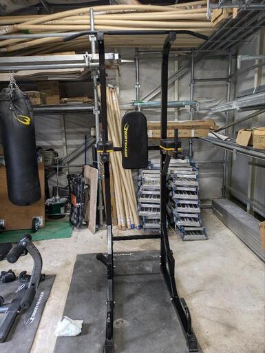 Powertec　トレーニングベンチ　背もたれ付き