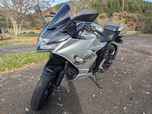 スズキ　ジグサー150SF