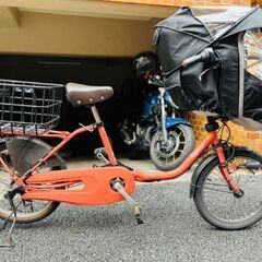 大阪府　ヤマハ　赤い電動アシスト自転車 前バスケット付き 大阪府 ヤマハ 赤い電動アシスト自転車 前バスケット付き 大阪府