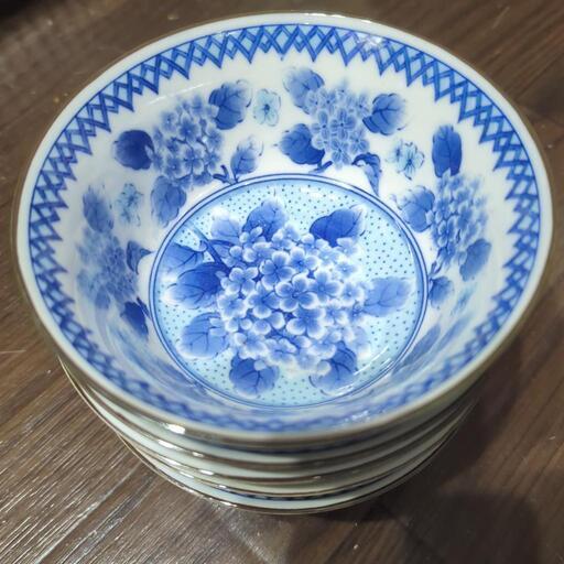 新品未使用品　美濃焼　藤峰窯　紫陽花　鉢　どんぶり　小どんぶり　丼　花柄食器　五個　藤峰お椀