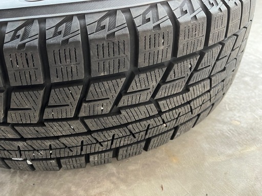 ヨコハマタイヤ195-65R15スタッドレスタイヤ 送料無料 YOKOHAMA