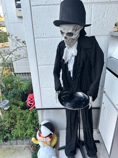 ハロウィン飾り骸骨おじさん