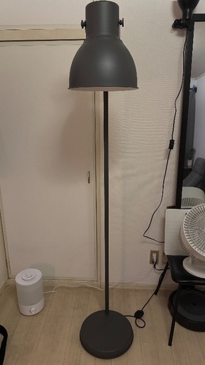 【美品中古】 IKEA フロアランプ HEKTAR(ヘクタル) IKEA HEKTAR ヘクタル フロアスタンド スタンドライト - メルカリ