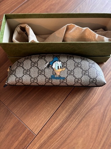 GUCCIペンケース