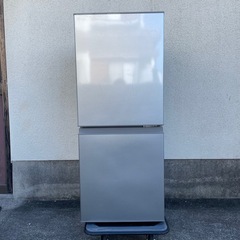 ジモティ来店特価!! 冷蔵庫 ハイセンス HR-D13E2W 2023 J-0415