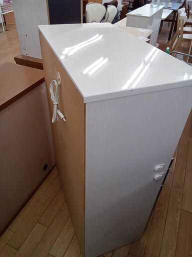 リユースのサカイ栃木店☆ジモティ割あり☆ レンジ台 ホワイト W80×D45 