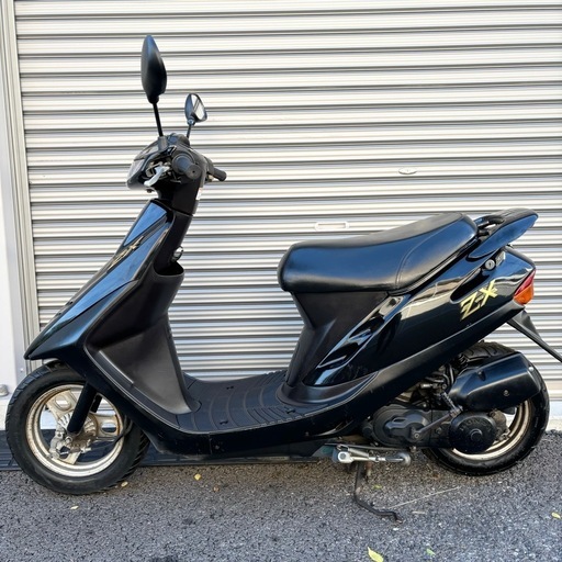 2794.新品パーツ多数　ZX仕様　フロントディスク　千葉県柏市　即日配送　自走引き取りも可能 新品パーツ多数 ZX仕様 フロントディスク♪ 千葉県柏市 即日配送可能