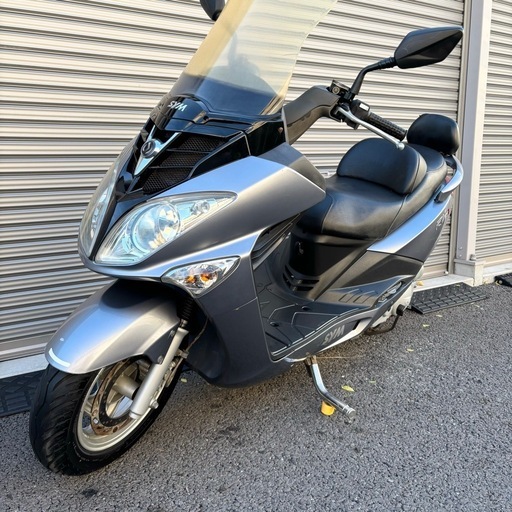 3026.格安小型　SYM RV125i FIモデル　社外マフラー付属　千葉県柏市　即日配送、自走引き取りも可能