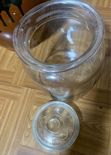 (まとめ売りの方残します)大きなガラス漬物容器