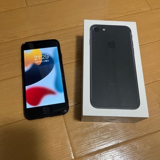 Apple iPhone 7 128GB SIMフリー [ジェットブラック] 価格比較 SIM