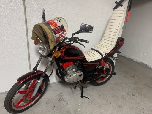 SUZUKI バーグマン200 白 格安配送キャンペーン 期間限定 諸経費0円