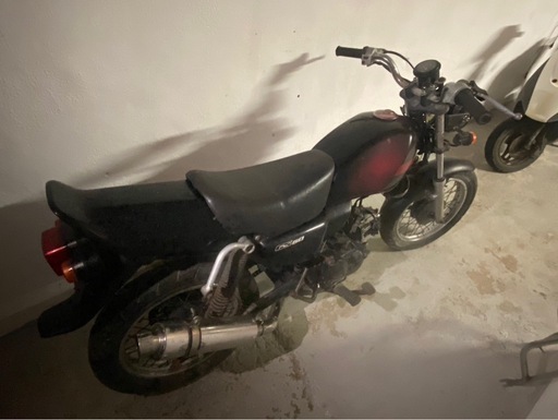 SUZUKI バーグマン200 白 格安配送キャンペーン 期間限定 諸経費0円