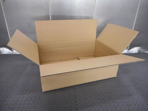 ■大阪引取限定　新品未使用　1枚当り￥80円　140サイズ　ダンボール　段ボール箱 ダンボール箱　670×440×290mm　厚み約4㎜
