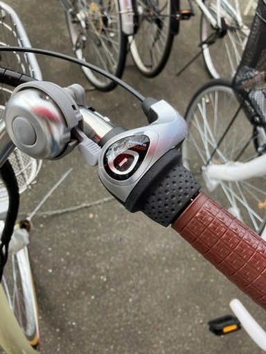 未使用 新品 26インチ 電動アシスト自転車 3段ギア付き 21テクノロジー 