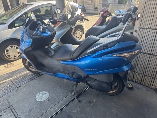 MF08 フォルツァ 廃車渡し バイク屋 展示中