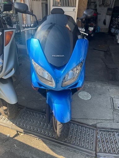 MF08 フォルツァ　廃車渡し　バイク屋　展示中 MF08 フォルツァ 廃車渡し バイク屋 展示中