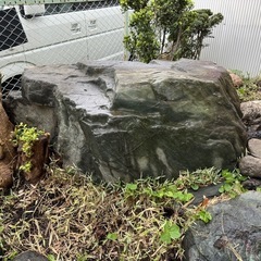 庭園作りのお手伝い♪大きな青石♪お譲りします。 庭園作りのお手伝い♪大きな青石♪お譲りします。