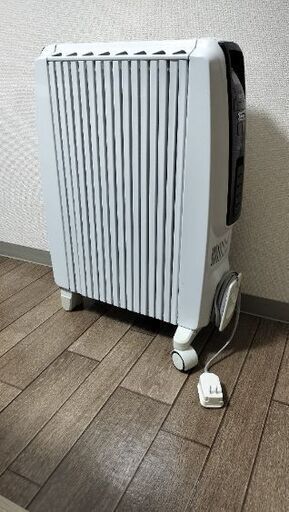 デロンギ ドラゴンデジタル オイルヒーターDDQ0915 デロンギ デロンギ ドラゴンデジタル オイルヒーターDDQ0915 デロンギ