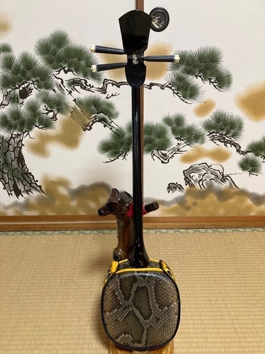 沖縄三線！新品！貴重！知念大工型！本蛇皮、本張り (一枚張り)㉓