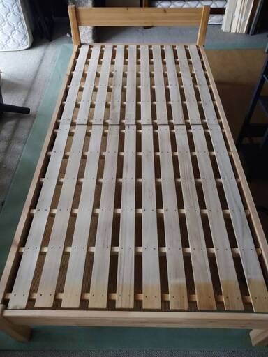 シモンズ シングルベッドフレーム 木製 美品】SIMONS シングル木製