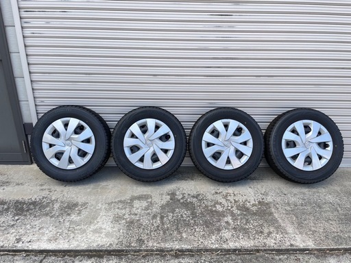 スタッドレス 4本 BLIZZAK VRX 165/70R14 ホイールカバー付