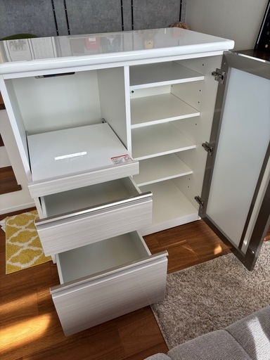 木目調ホワイト食器棚★可愛い収納♪送料込 木目調ホワイト食器棚☆可愛い収納♪送料込 楽天市場】キッチンボード 幅