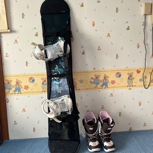 BURTON バートン　スノボ　スキー　ウェア BURTONスノボウェアー （Burton | ウィメンズスノーボード