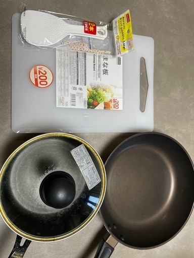調理器具（鍋、フライパン、まな板、しゃもじ）