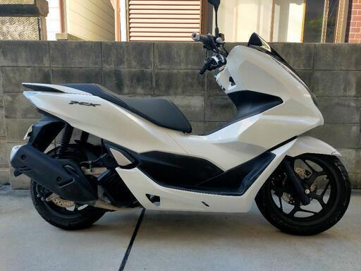 PCX125 JK05 初度2023年9月 後期型　4834km　乗って帰れます。値下げ