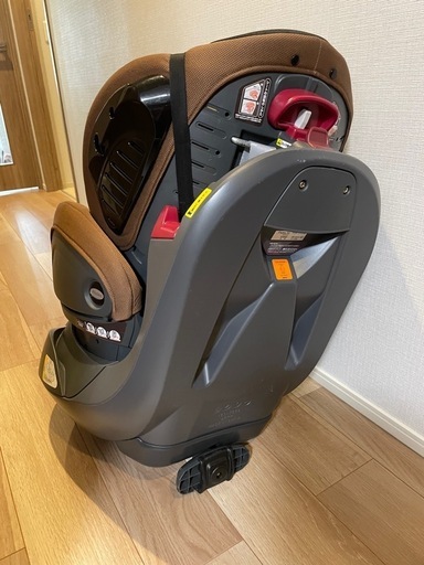 Aprica (アップリカ) 回転式「ベッド型」チャイルドシート フラディア 