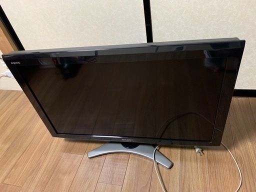 SHARP AQUOS 液晶カラーテレビ LC-32E8