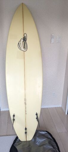 送料込みWALKERサーフボード 177cmニットケース付き 送料込みWALKERサーフボード 177cmニットケース付き