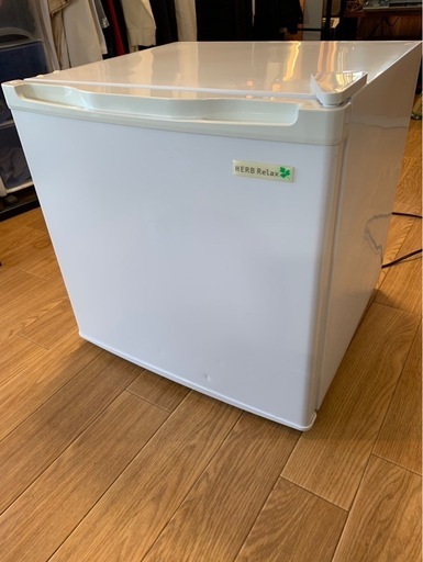 サイコロ型1ドア冷蔵庫 アイリスオーヤマ 冷蔵庫 PRC-B051D-W 46L