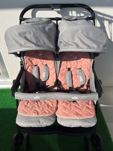 お取引中　美品　双子ベビーカー　ジョイー　雨除けカバー付 美品 双子ベビーカー ジョイー 雨除けカバー付 カトージ ベビーカー 二