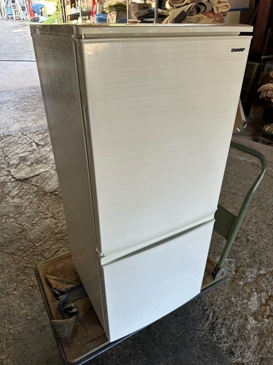 SHARP 冷凍冷蔵庫 SJ-C14D 137L SHARP 冷蔵庫 冷凍冷蔵庫 シャープ sj