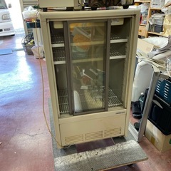 東芝ショーケース冷蔵庫　SF-B84B2 業務用冷蔵庫