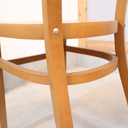 unico(ウニコ)のPLANK ダイニングチェア2脚セットです。しっかりとした