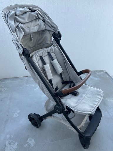 nuna_ベビーカー TRVL(トラベル)の折りたたみ方法と開き方をご紹介 