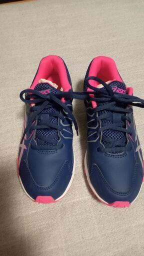 asics アシックス  22.5