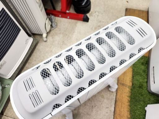 オイルヒーター デロンギ ベルカルド 10～13畳用 RHJ75V0915-GY 9枚X字 