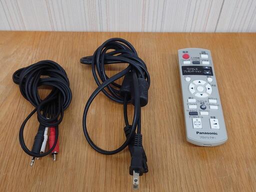 プロジェクター Panasonic PT-LW80NT Panasonic PT-LW80NTU 3LCD Projector Specs