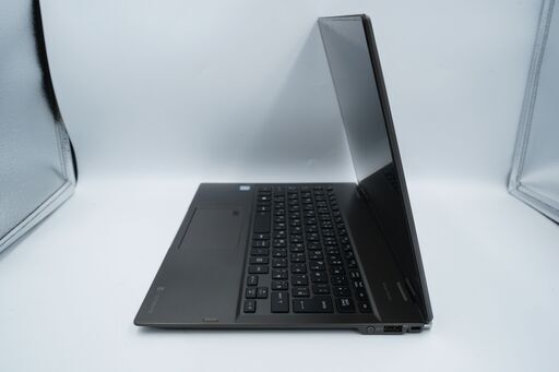 バッテリー◎ フルHD 12.5 東芝 2in1 タブレットPC Dynabook V82/D